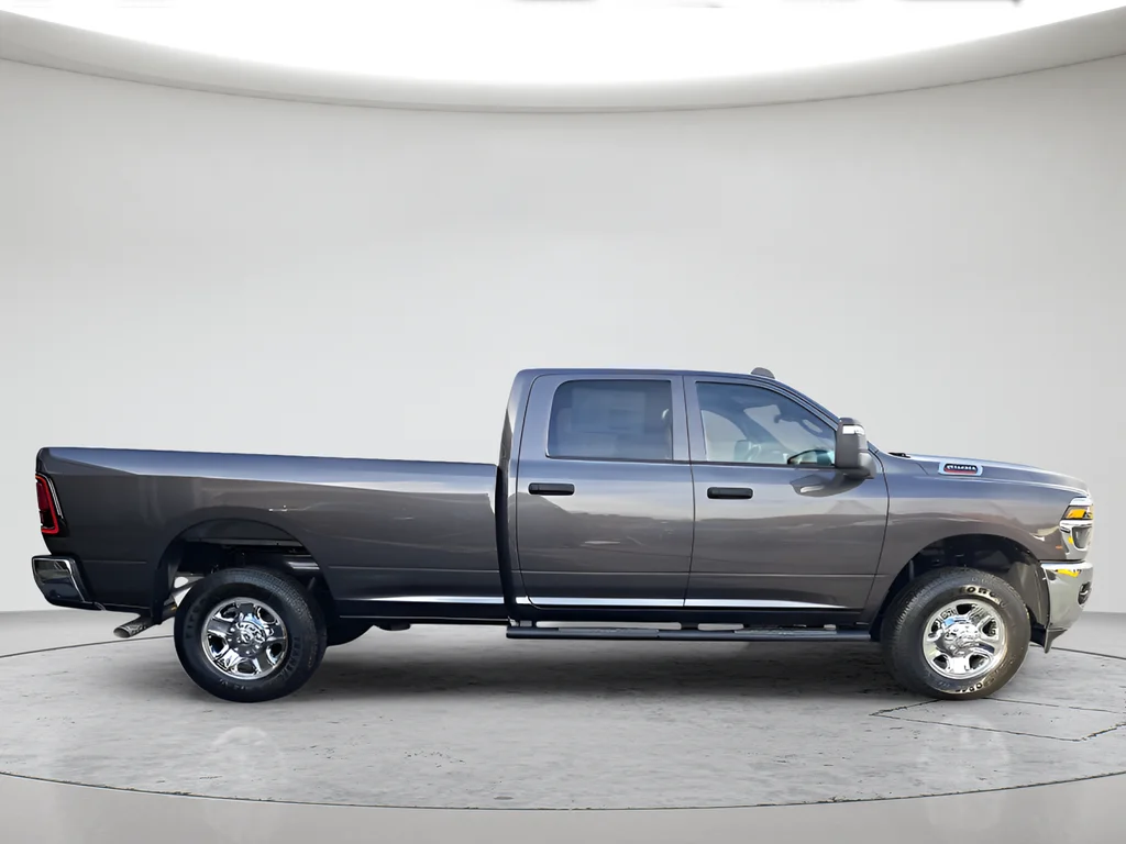 New 2026 Granite Crystal Metallic Clear-Coat Exterior Paint RAM Tradesman image 4