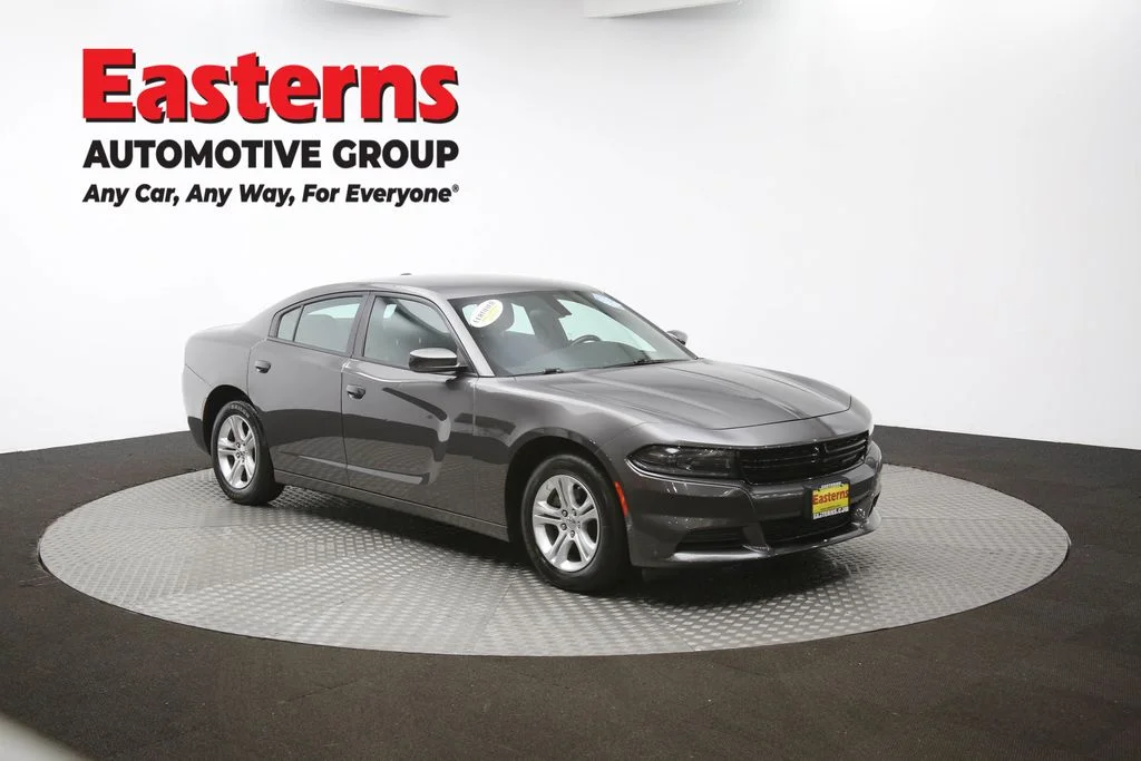 Used 2022 Gray Dodge SXT image 43