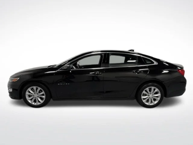 Used 2025 Black Chevrolet LT image 5