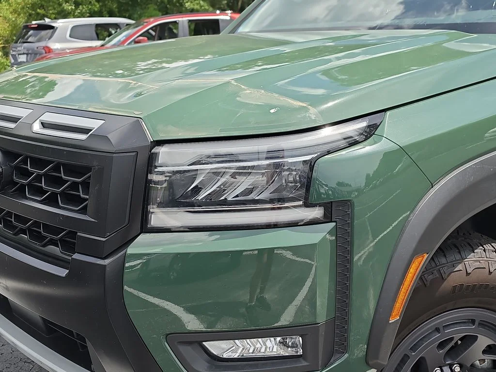 Used 2025 Green Nissan PRO-4X image 11
