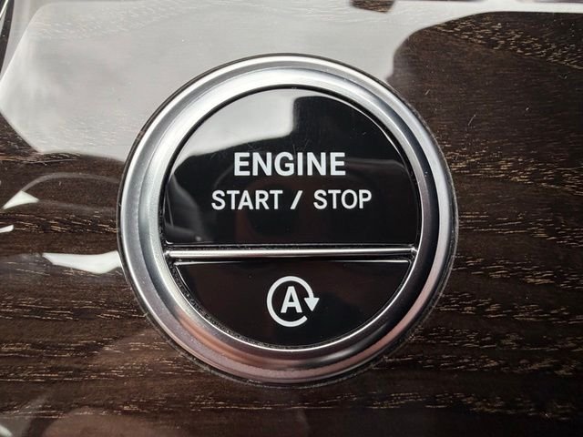 Certified Used 2022 White Mercedes-Benz C 300 image 23