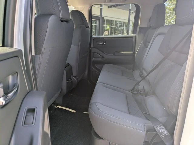 2026 Nissan Frontier SV - Photo 6