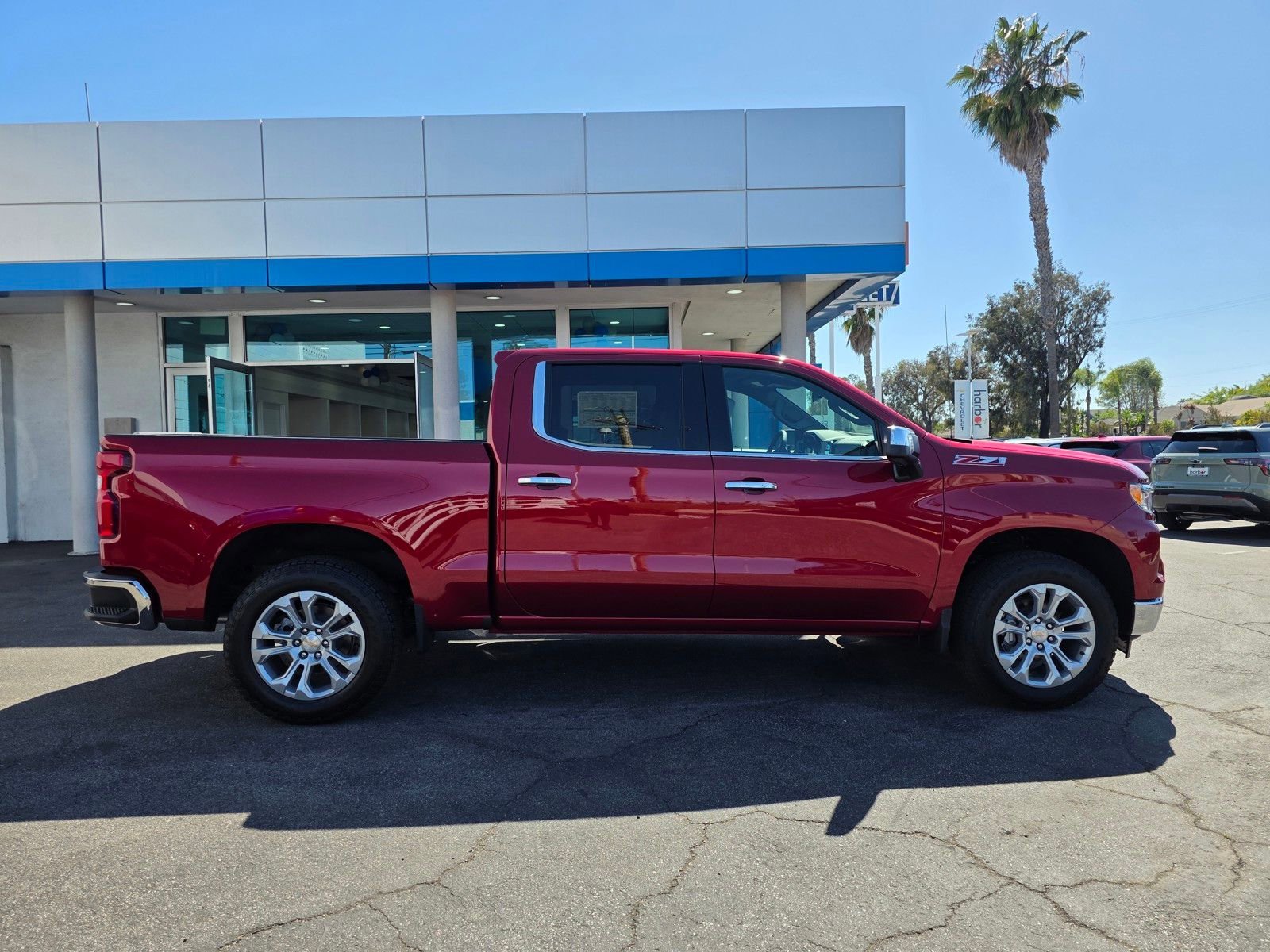 2026 Chevrolet Silverado 1500 LTZ - Photo 8