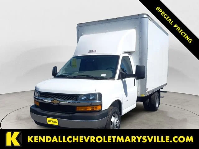 New 2024 Summit White Chevrolet 1WT image 1