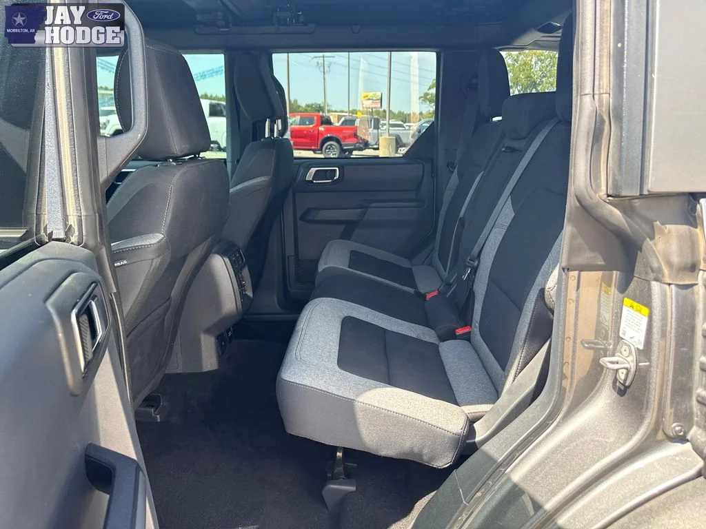 Used 2025 Gray Metallic Ford Big Bend image 32
