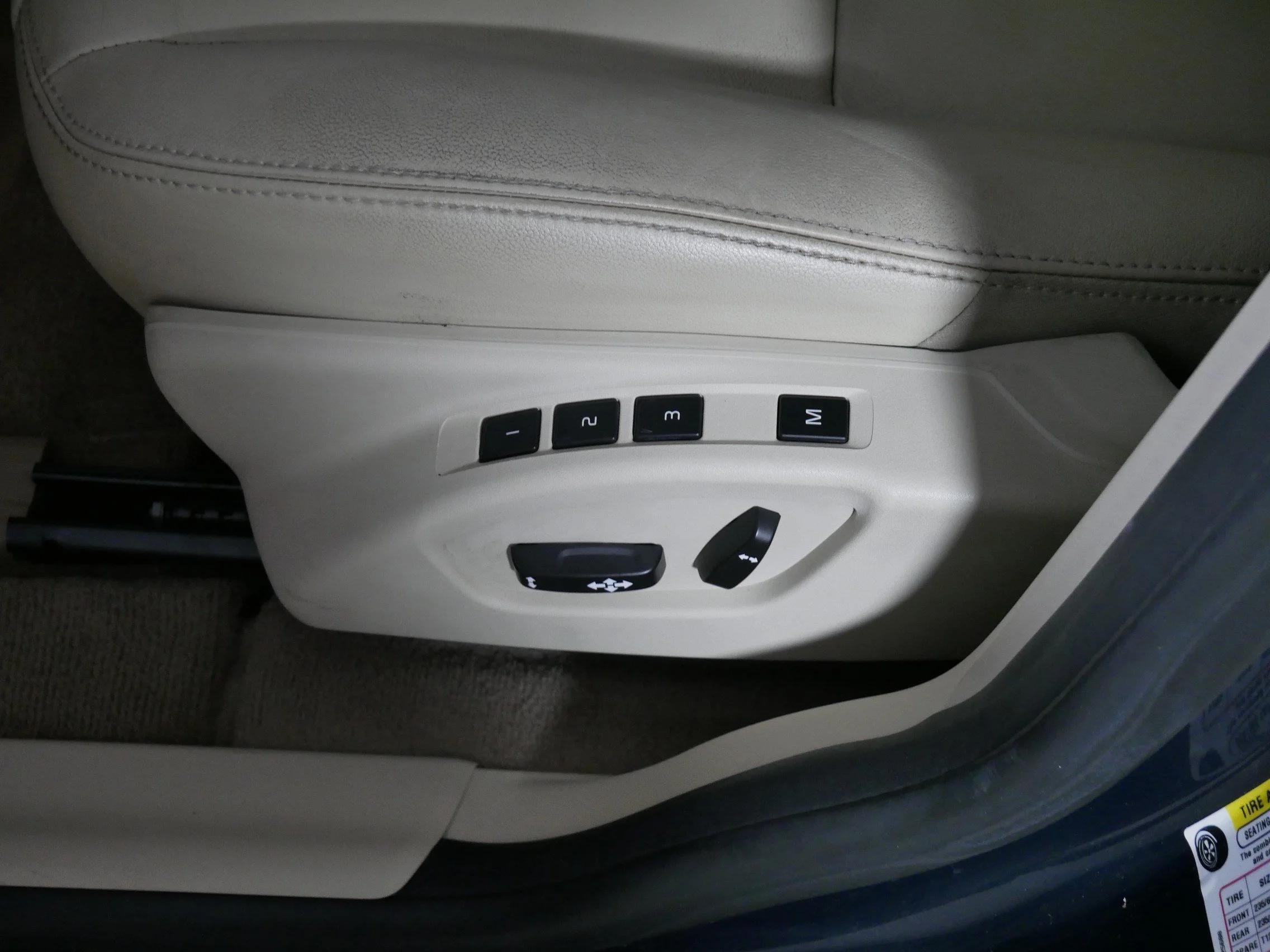 Used 2015 Caspian Blue Metallic Volvo T6 image 20