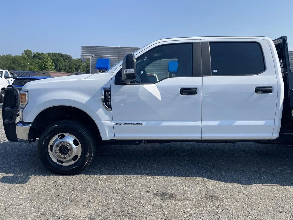 Used 2022 White Ford XL image 45