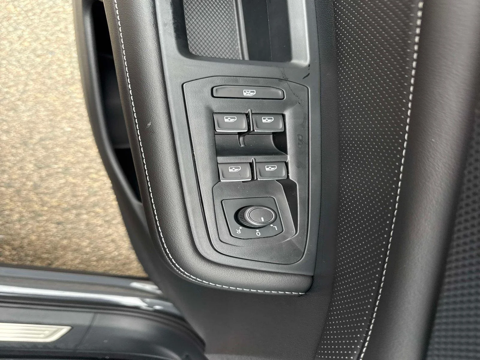 2026 Volkswagen Atlas Cross Sport SEL - Photo 20
