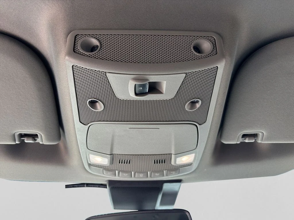 Used 2019 Silver Ford Lariat image 34