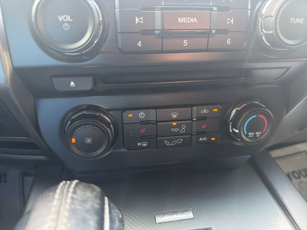 Used 2016 Gray Ford XLT image 12