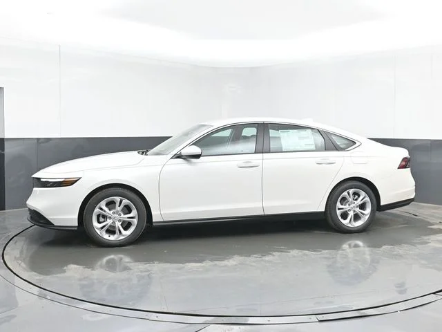 New 2026 Platinum White Pearl Honda LX image 9