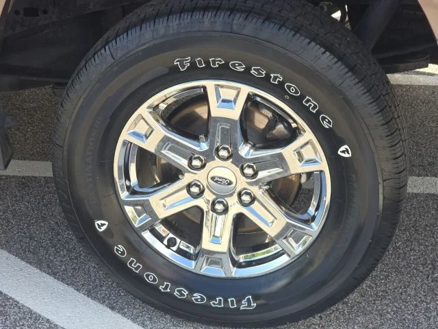 Used 2023 Gray Ford XLT image 13