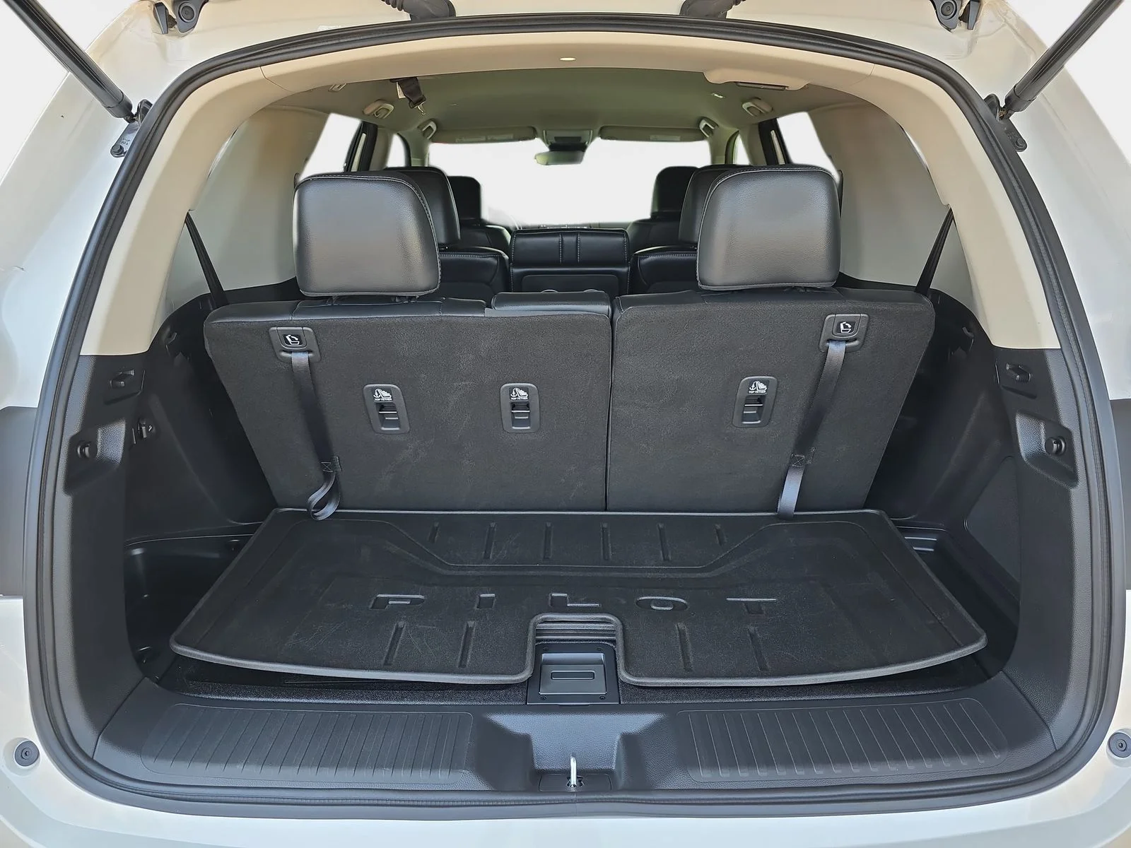 2025 Honda Pilot EX-L - Photo 12