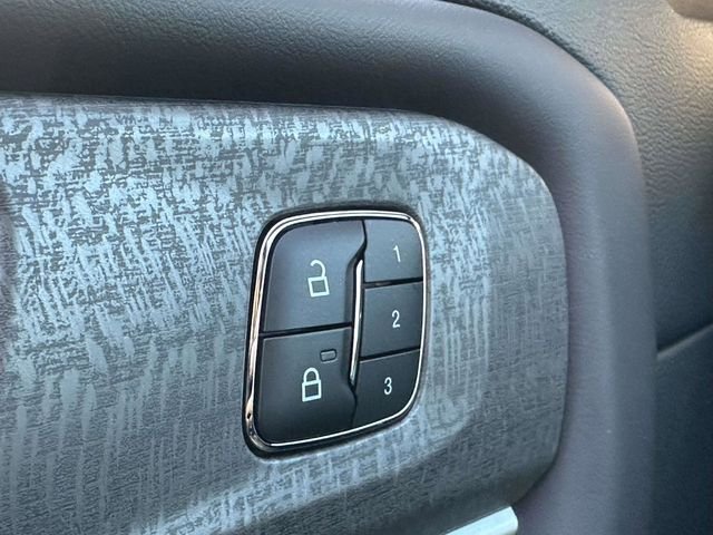 2026 Ford Explorer Platinum - Photo 57