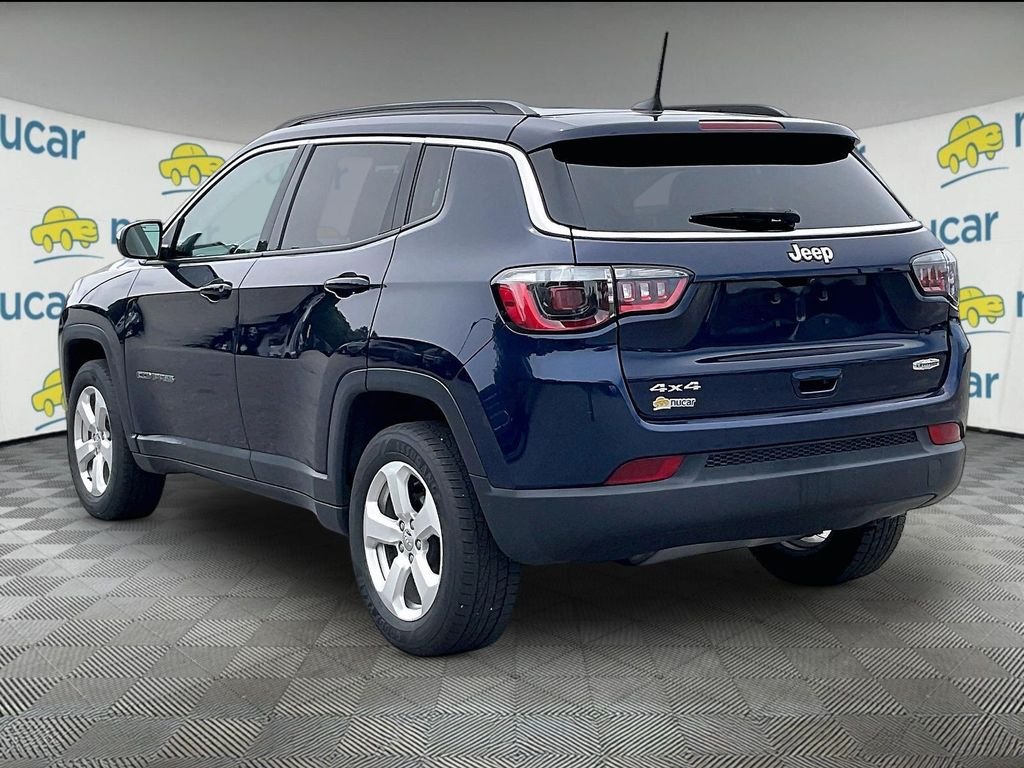 Used 2021 Jazz Blue Pearlcoat Jeep Latitude image 4