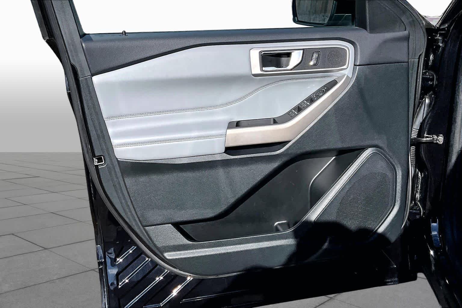 Certified Used 2024 Agate Black Metallic Ford XLT image 22
