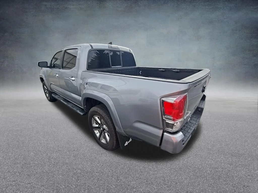 Used 2016 Silver Toyota Limited image 5