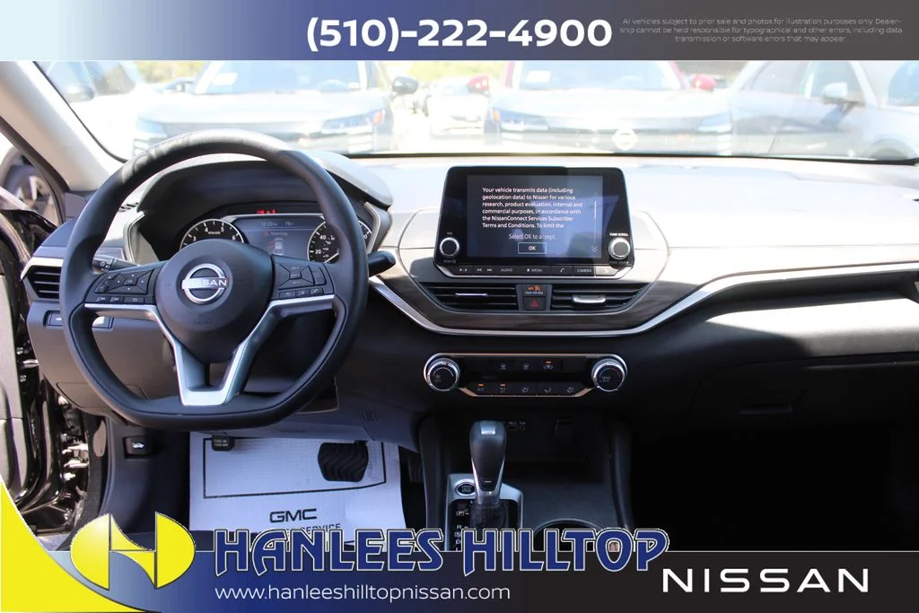 Used 2025 Black Nissan 2.5 SV image 17