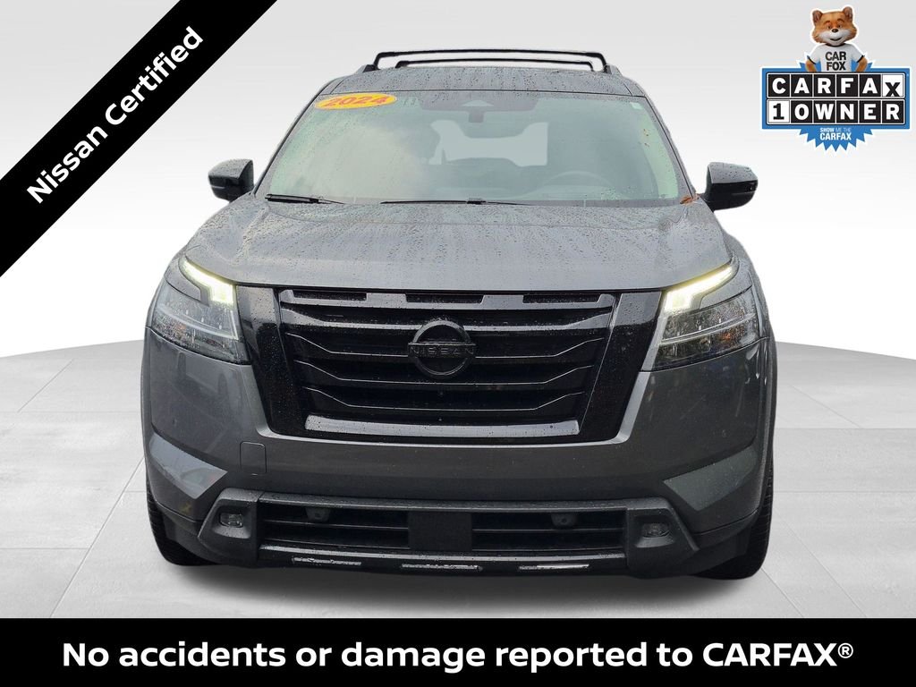 Certified Used 2024 Gun Metallic Nissan Platinum image 3