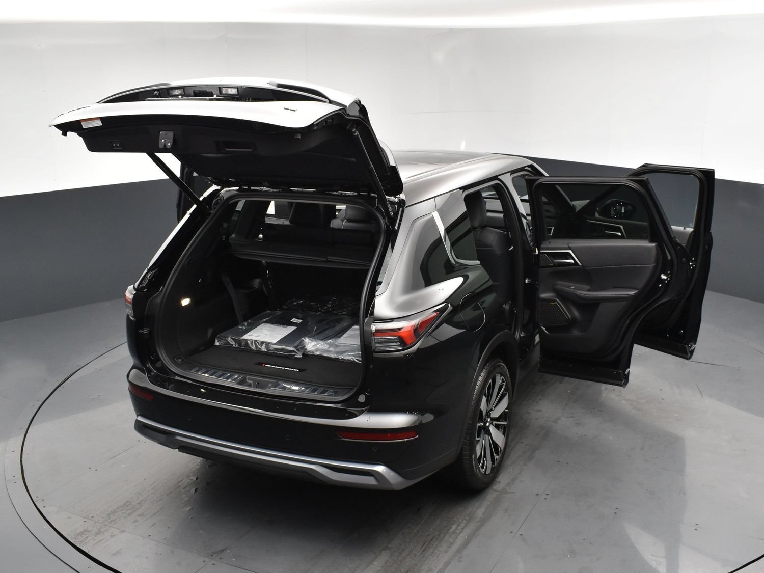 New 2026 Black Diamond Mitsubishi SE 1.5T 2WD image 25