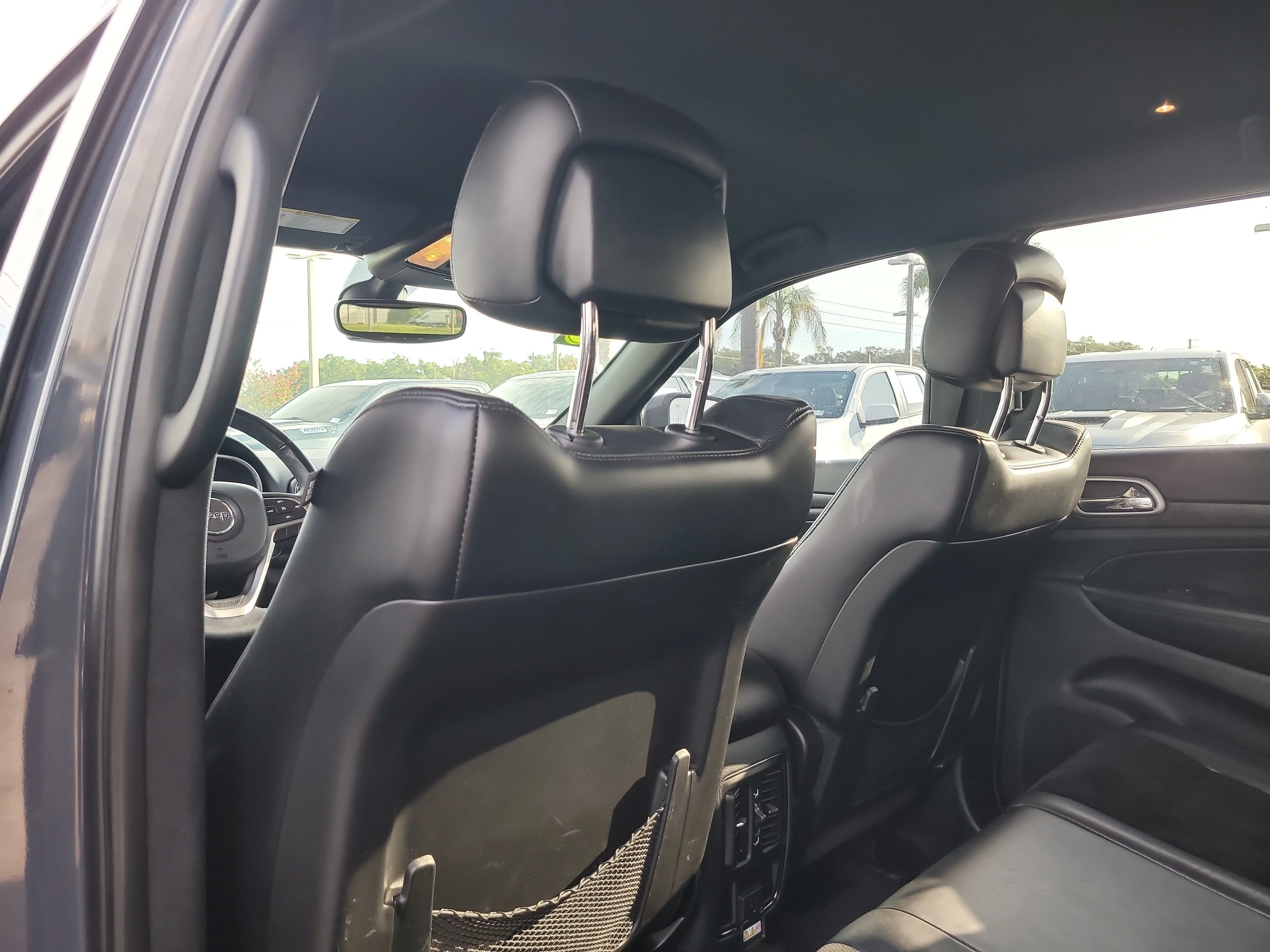 Used 2018 Rhino Clearcoat Jeep Altitude image 12