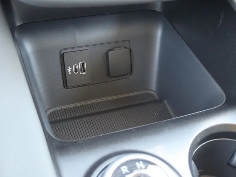 New 2026 Vapor Blue Metallic Ford Active image 19