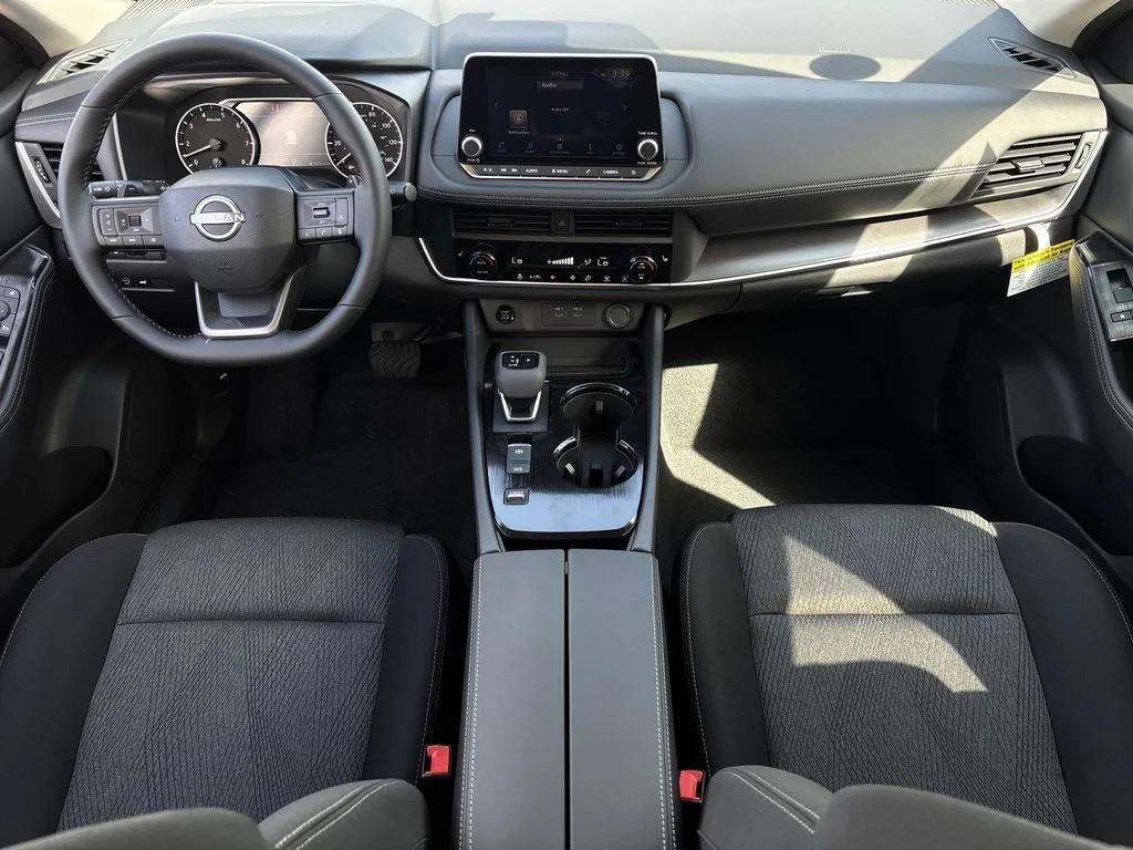 New 2026 Everest White Pearl TriCoat Nissan SV image 9