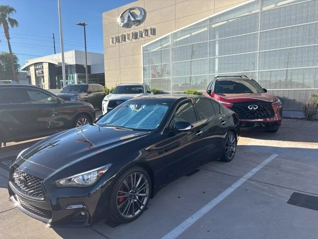 Used 2024 Black Opal Metallic INFINITI Red Sport 400 image 11