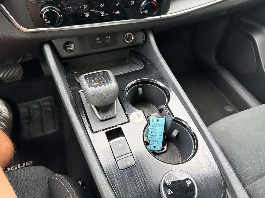 Used 2024 Gray Nissan S image 22