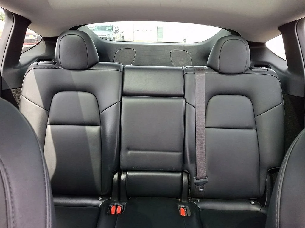Used 2023  Tesla Long Range image 51