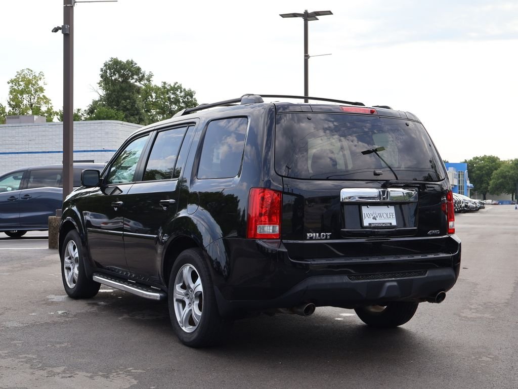 Used 2015 Black Honda EX-L image 5