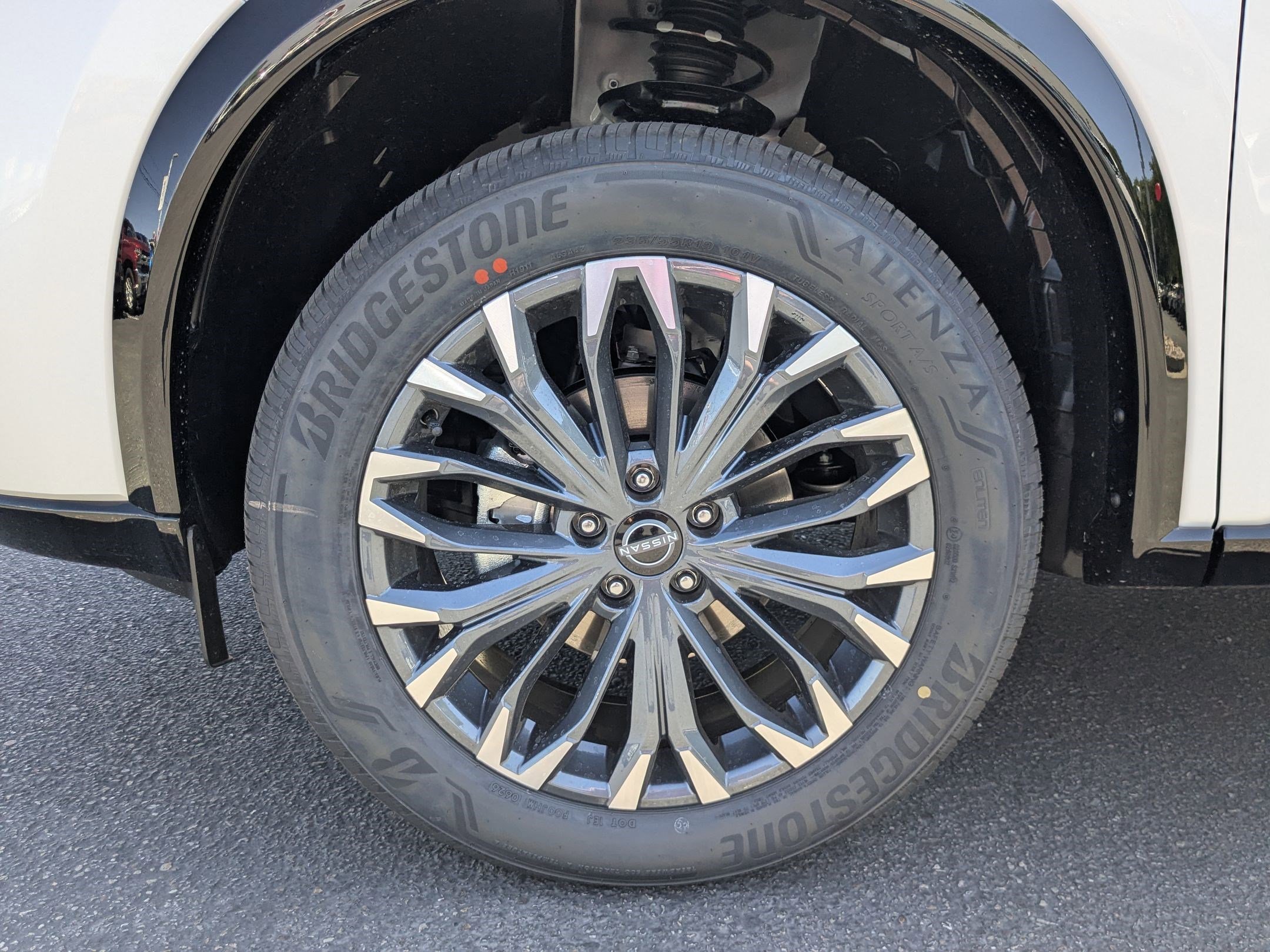 New 2026 Everest White Pearl Tricoat Nissan Platinum image 17