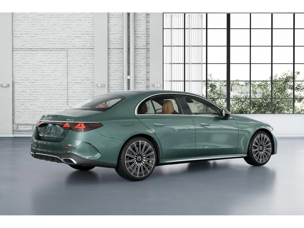 2026 Mercedes-Benz E-Class E450 - Photo 19