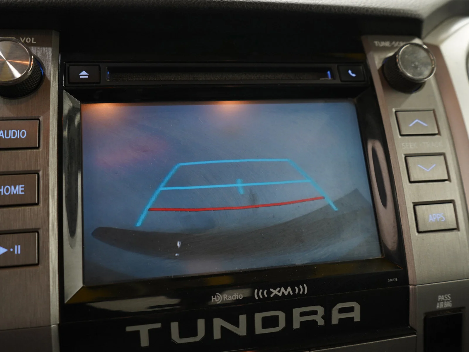 Used 2018 Cement Toyota SR5 image 31