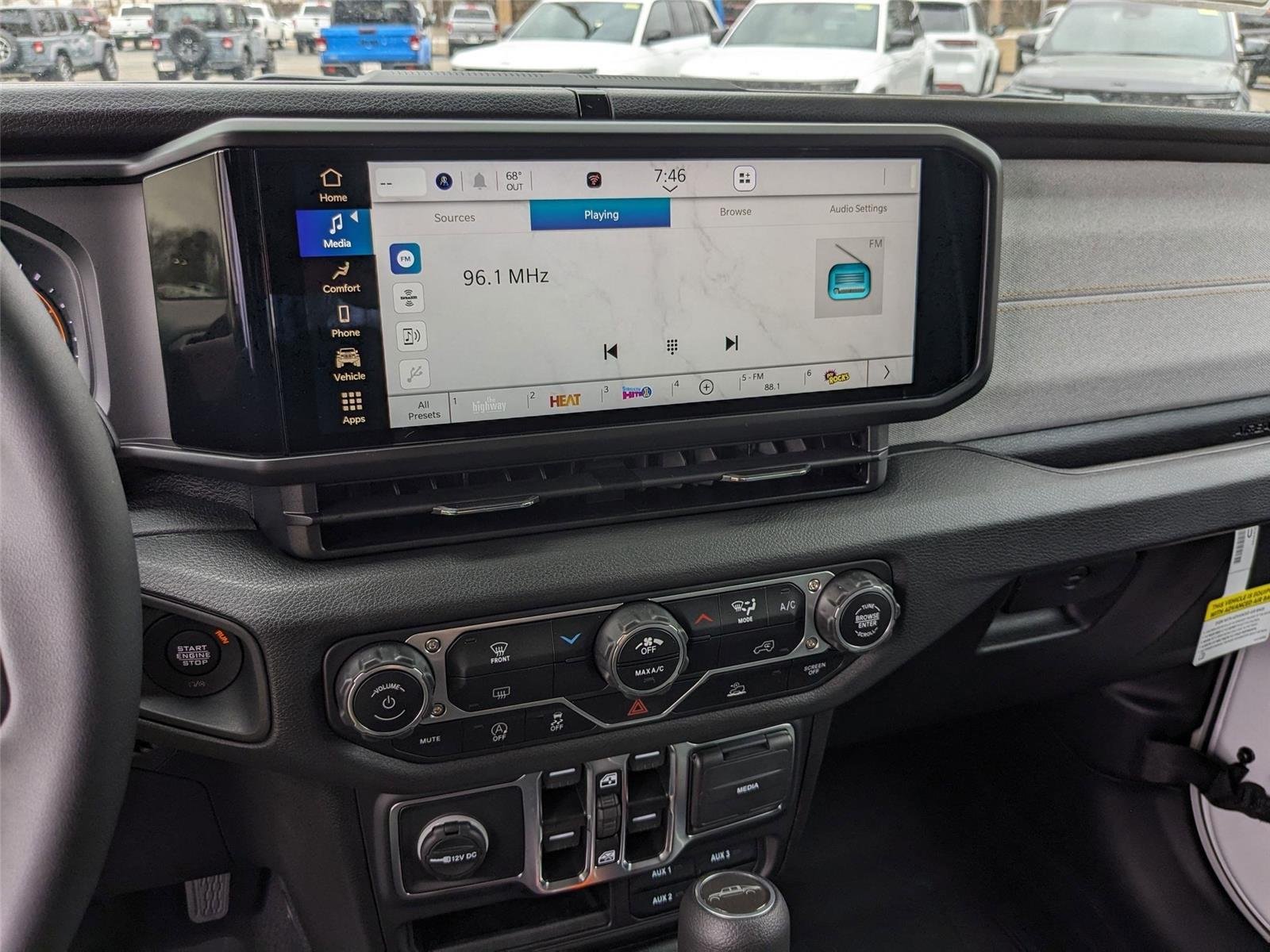 2025 Jeep Gladiator Sport S - Photo 12