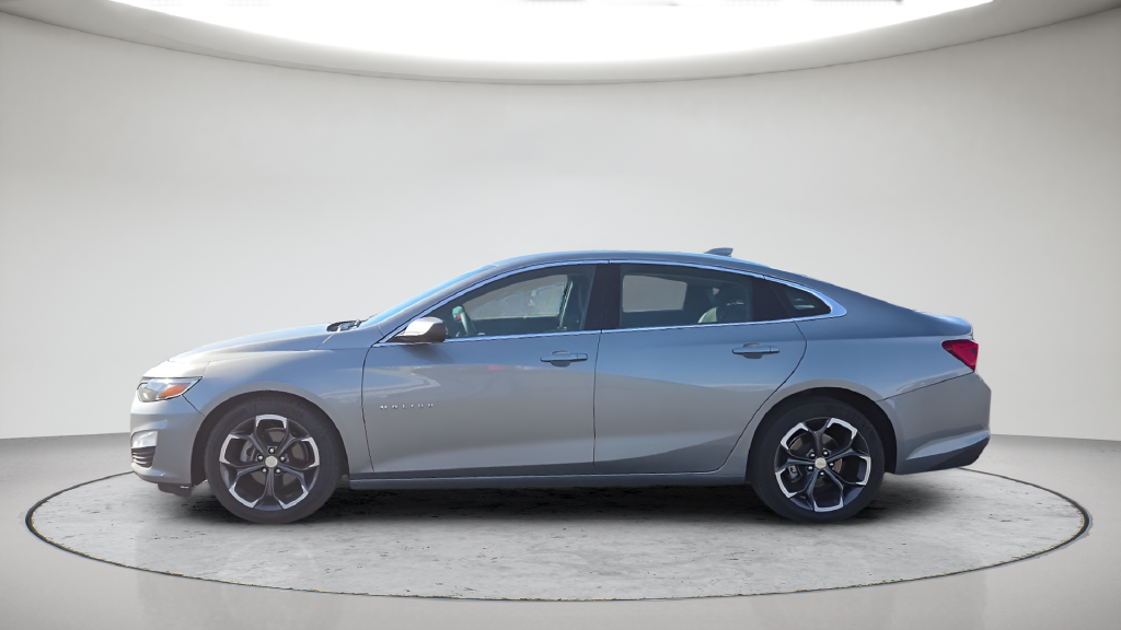 Used 2023 Gray Chevrolet LT image 11