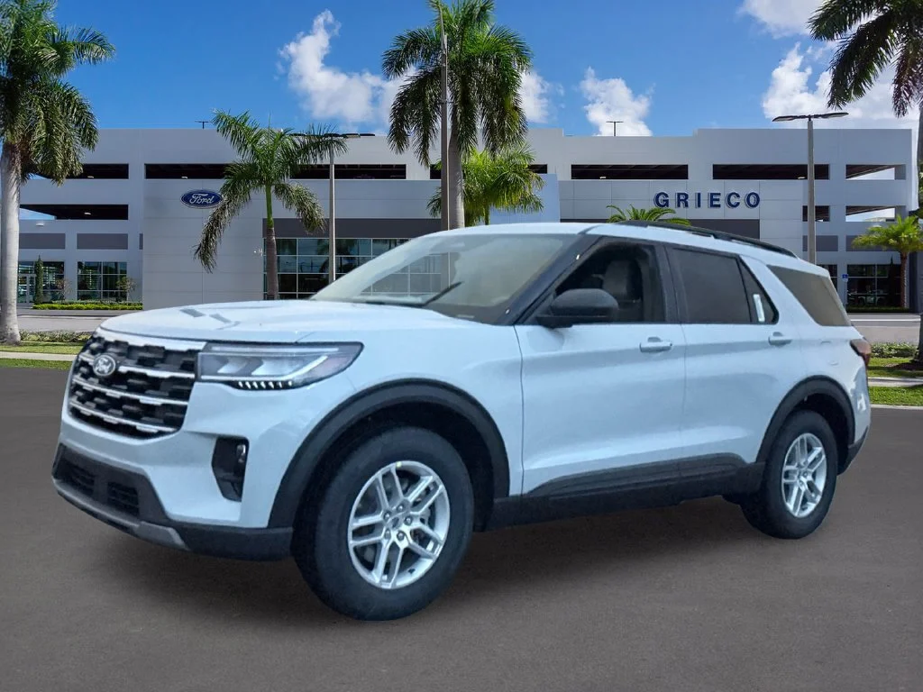 New 2027 Avalanche Gray Ford Active image 3