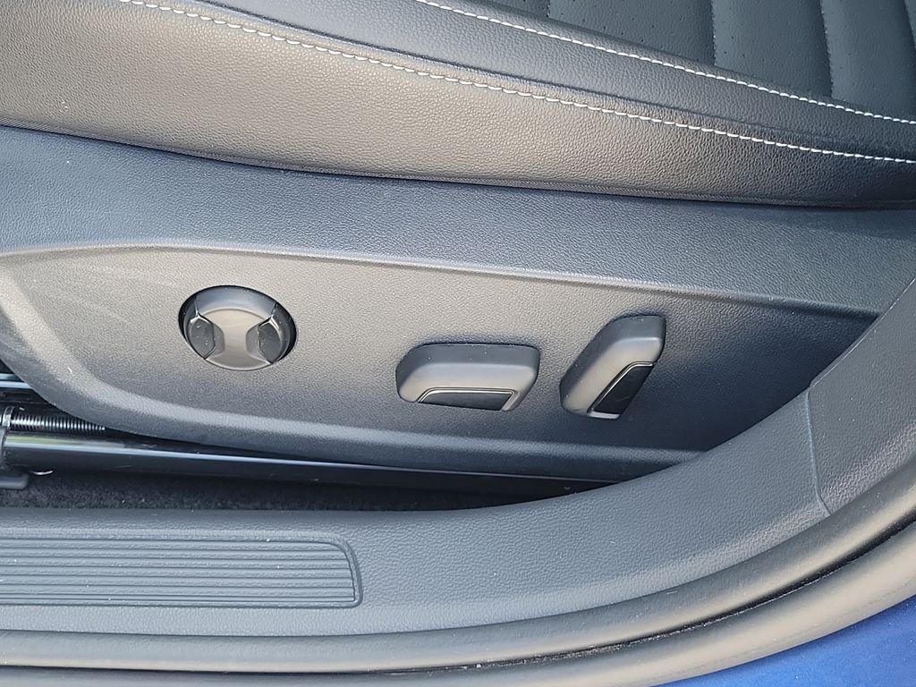 2022 Volkswagen Jetta SE - Photo 16
