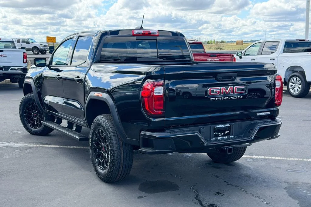 2026 GMC Canyon Elevation - Photo 11