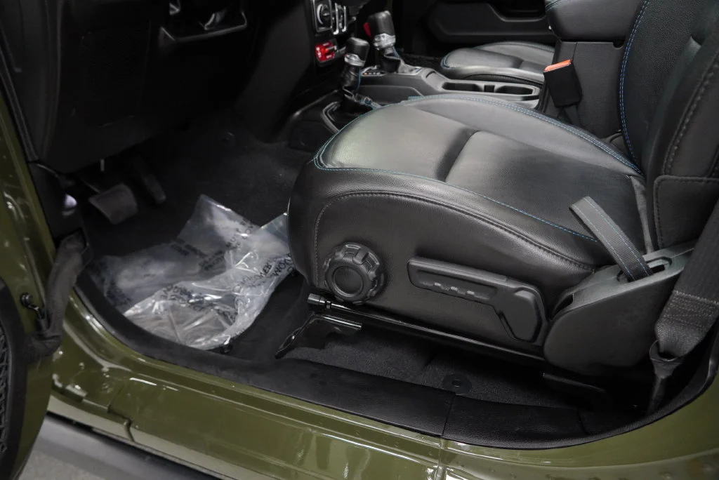 Used 2023 Green Jeep Rubicon 4xe image 35