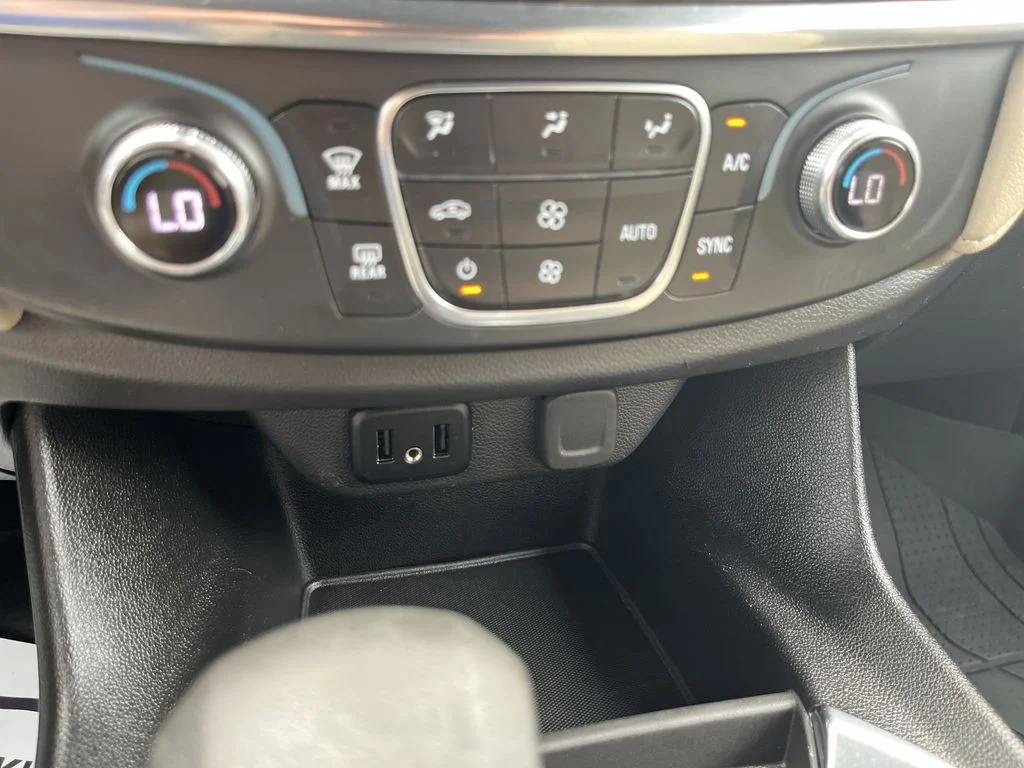 Used 2023 White Chevrolet LS image 20