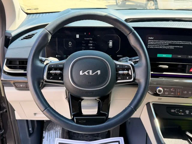 Certified Used 2025 Panthera Metal Kia SX Prestige image 13
