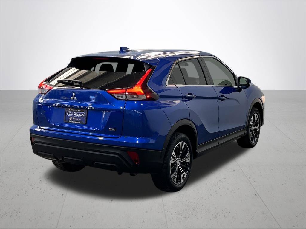 Used 2022 Octane Blue Metallic Mitsubishi ES image 10