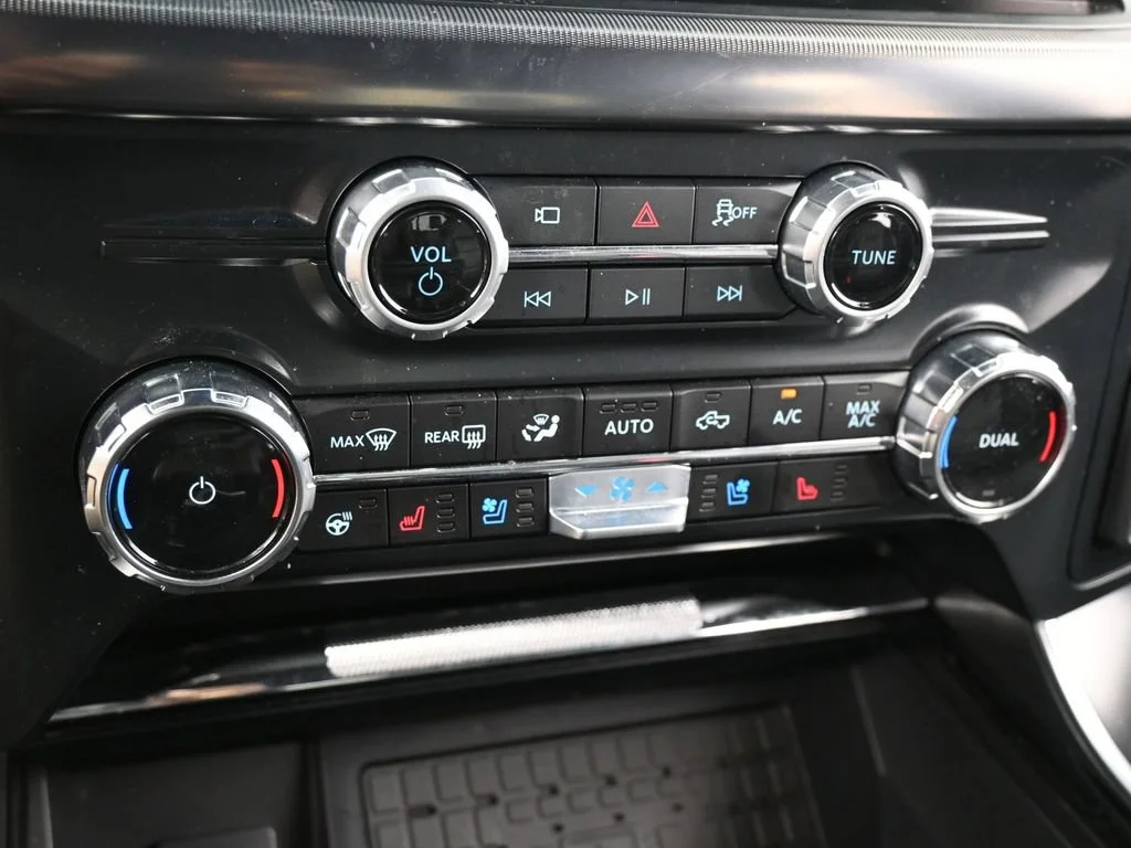 Used 2025 Green Ford Raptor image 22