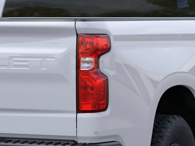 New 2026 Summit White Chevrolet WT image 11