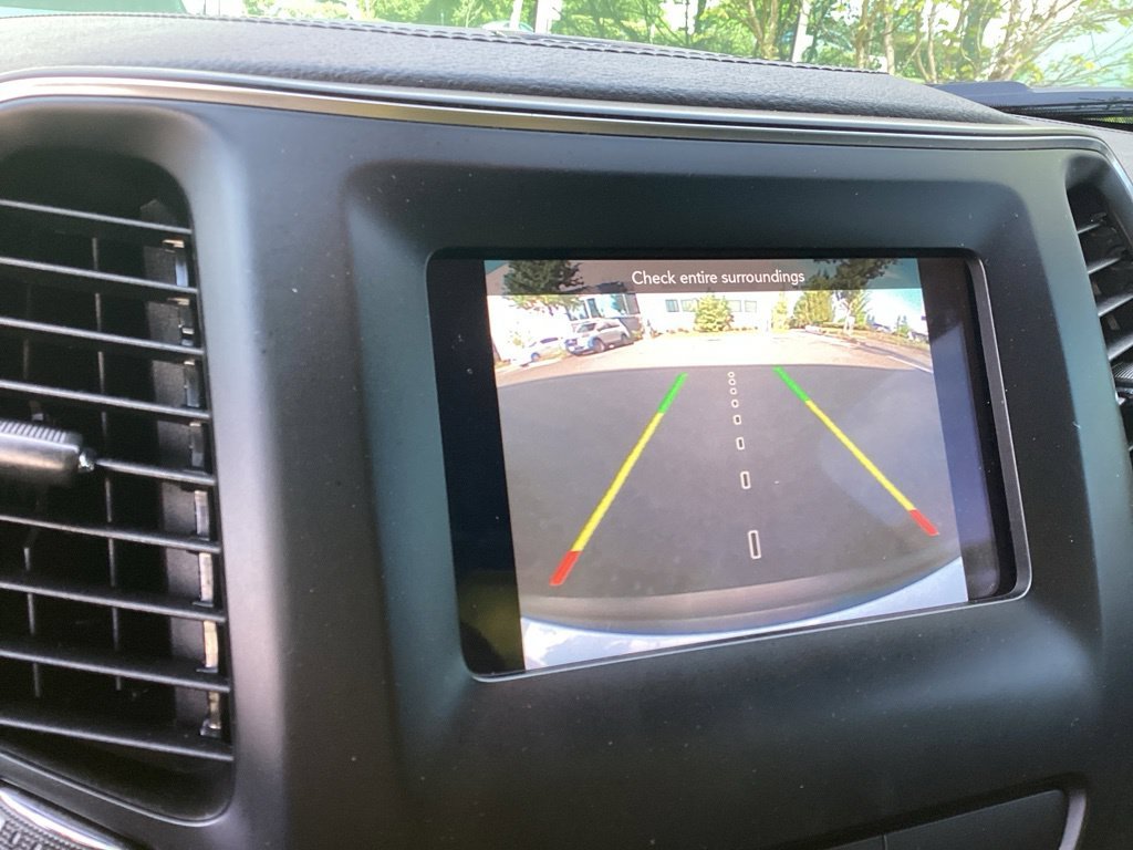 Used 2019 White Jeep Latitude Plus image 6