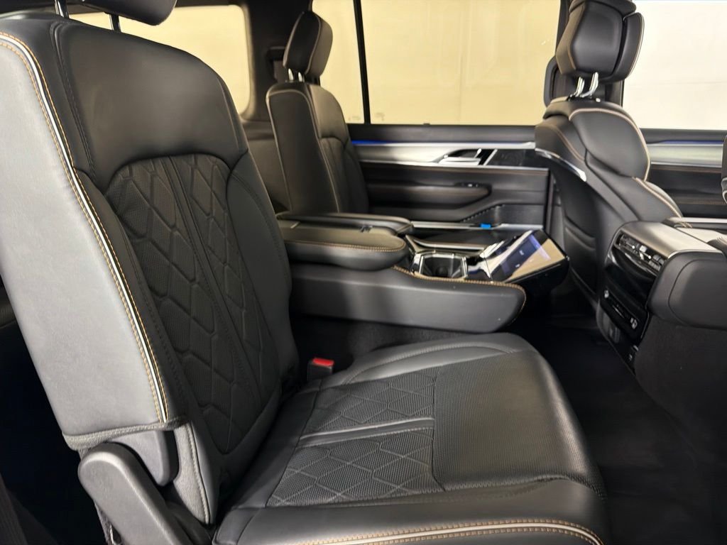 Used 2023 White Jeep Series III image 35