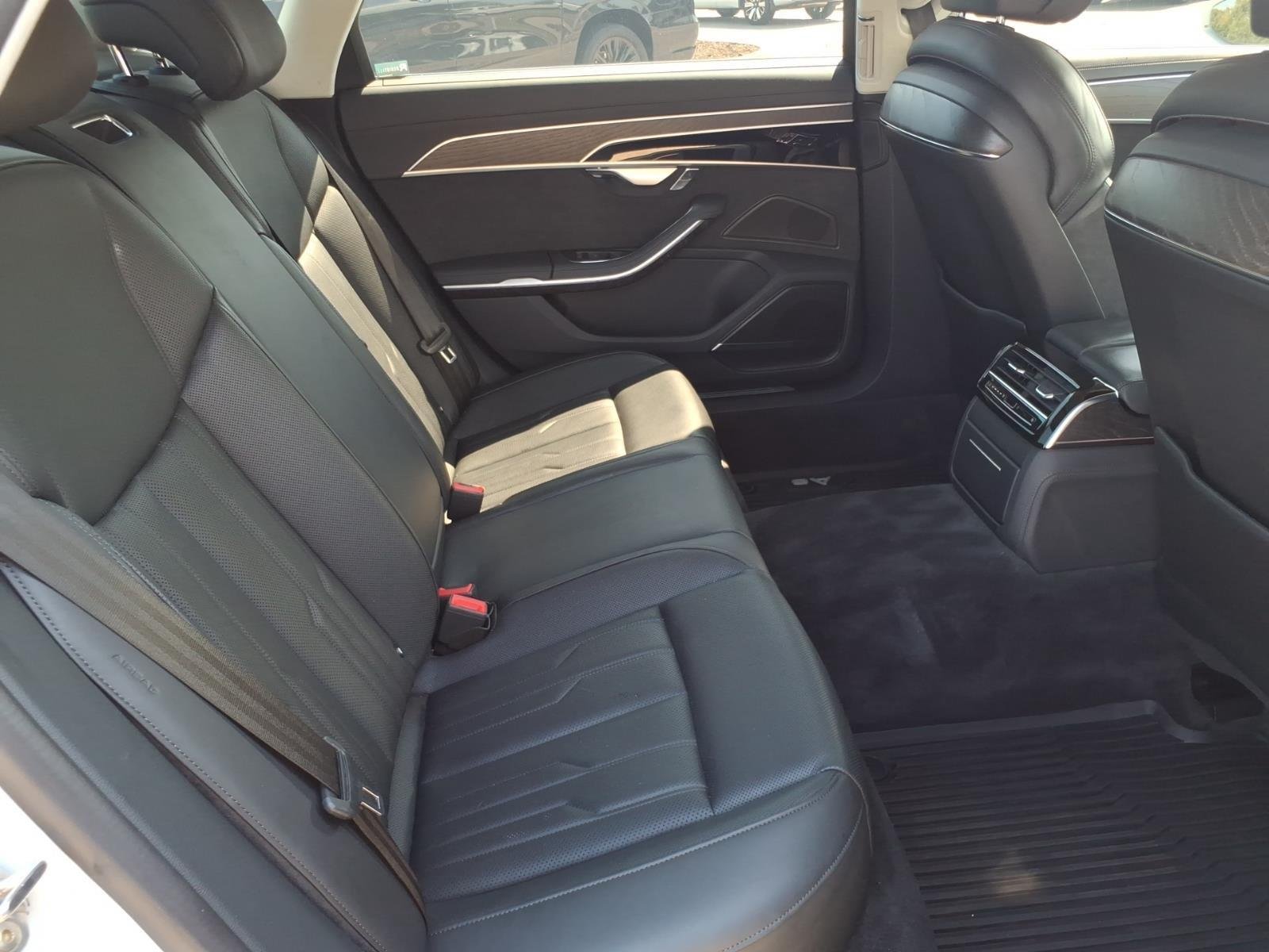 Used 2020 Glacier White Metallic Audi  image 27