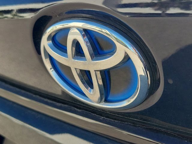 Used 2023 Blueprint Toyota LE image 11
