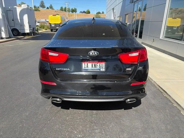 Used 2014 Black Kia LX image 4